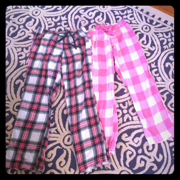 Old Navy Other - 2 pair Old Navy can pj bottoms Old Navy Other - 2 pair Old Navy can pj bottoms
